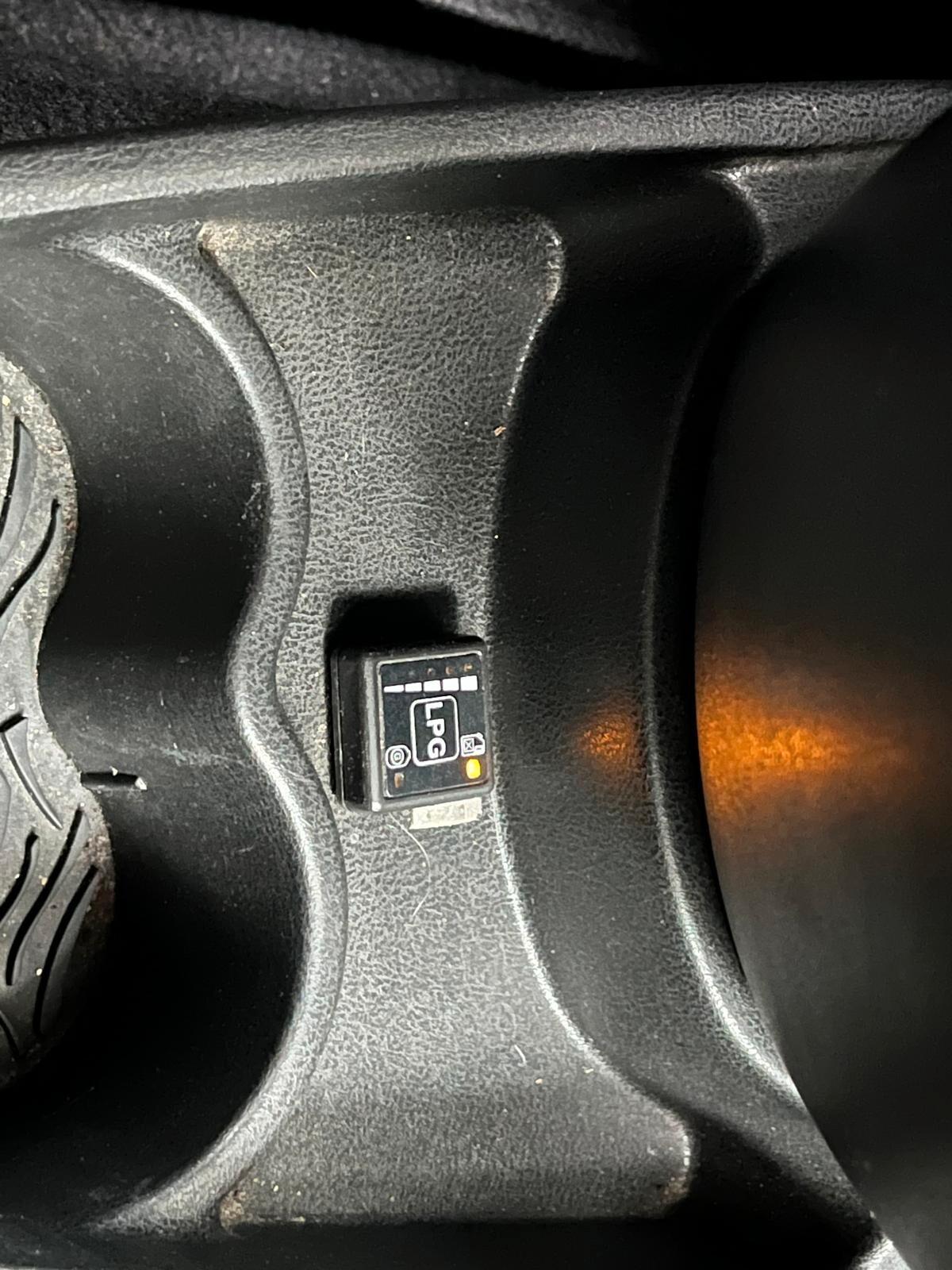 Lancia Ypsilon 1.2 69 CV 5 porte GPL Ecochic Gold