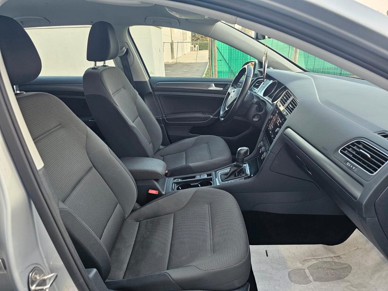 Volkswagen Golf Variant 2.0 diesel