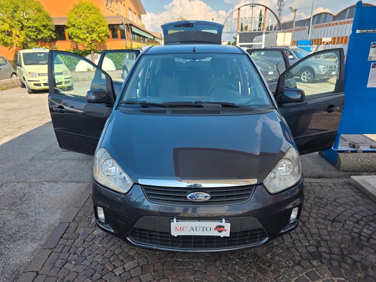 Ford C-Max 1.6 TDCi 110 CV Titanium con 256.000km