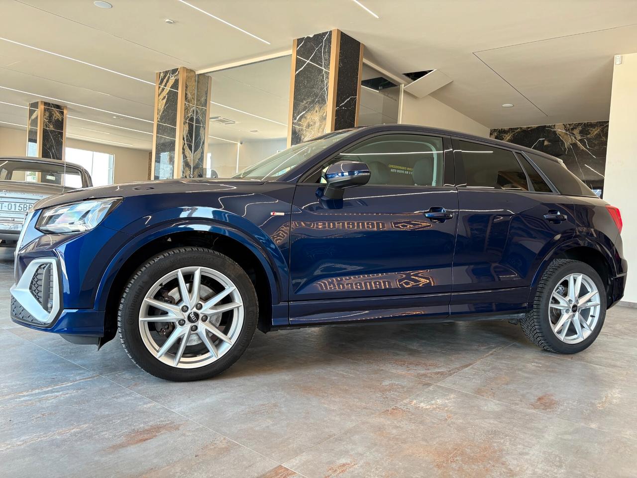 Audi Q2 35 TDI S tronic line Edition