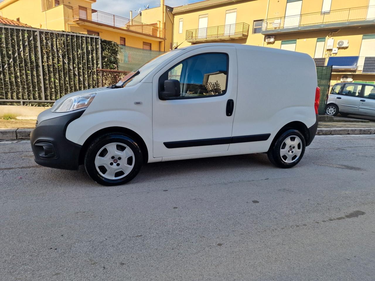 Fiat Fiorino 1.3 MJT 95CV Cargo SX