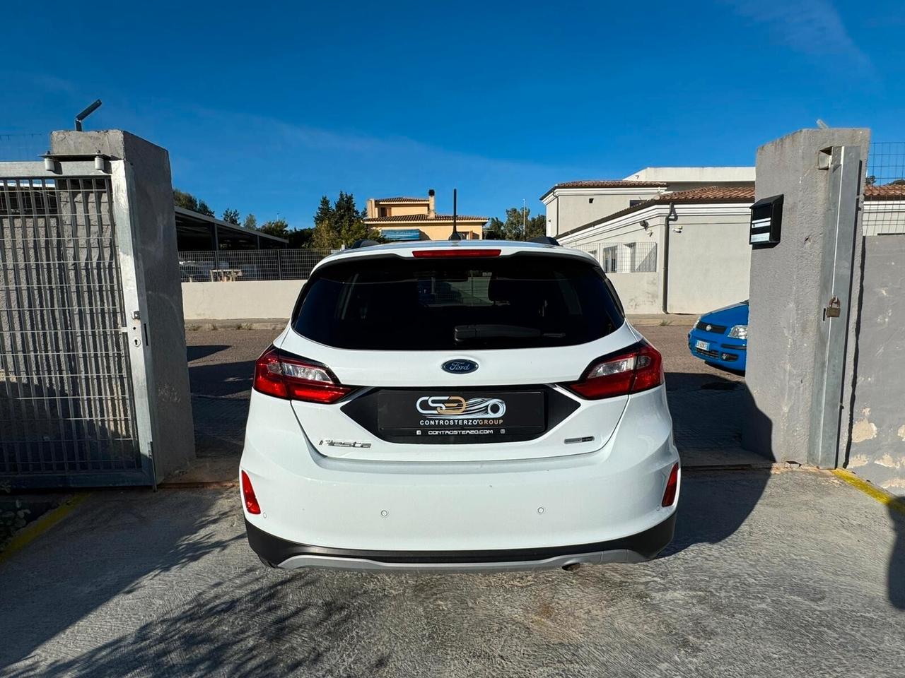 FORD FIESTA FULL OPTIONAL - PROMO