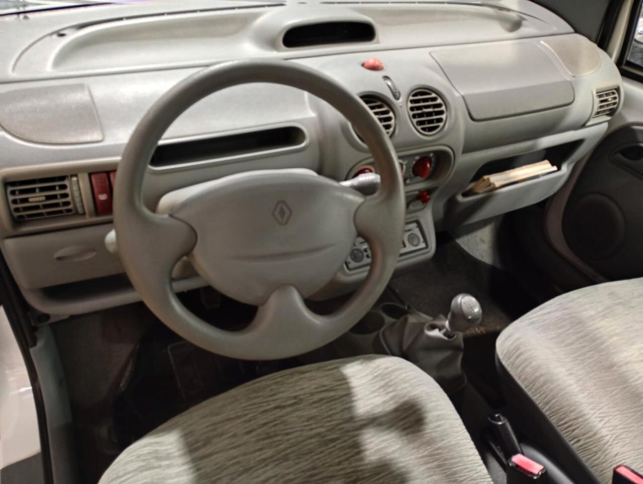 Renault Twingo 1.2i cat Ice