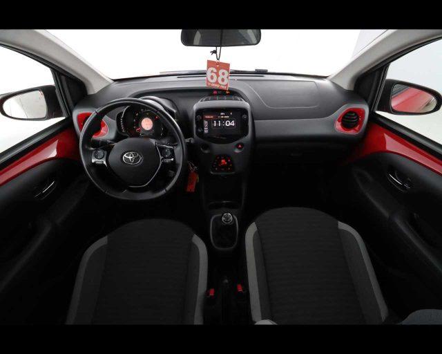 TOYOTA Aygo Connect 1.0 VVT-i 72 CV 5 porte x-play