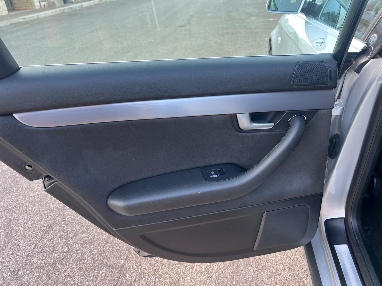 Audi A4 2.0 16V TDI Avant Top 140cv