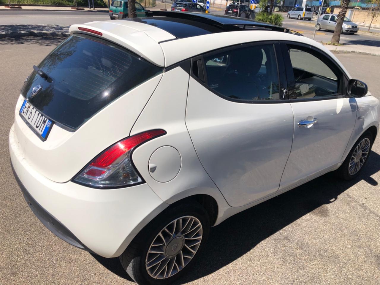 Lancia Ypsilon 1.3 MJT 16V 95 CV 5 porte S&S Platinum