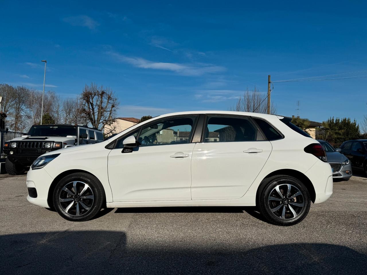 Citroen C4 BlueHDi 100 Feel Neopatentati