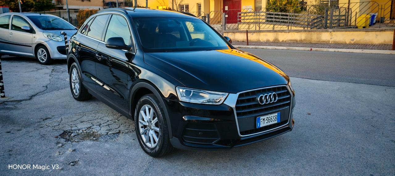 Audi Q3 2.0 TDI 150 CV Business*TETTO*NAVI*XENON*