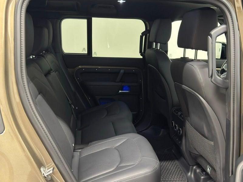 Land Rover Defender 3.0D 200cv X-Dynamic SE | AUTOCARRO N1 | PEDANE