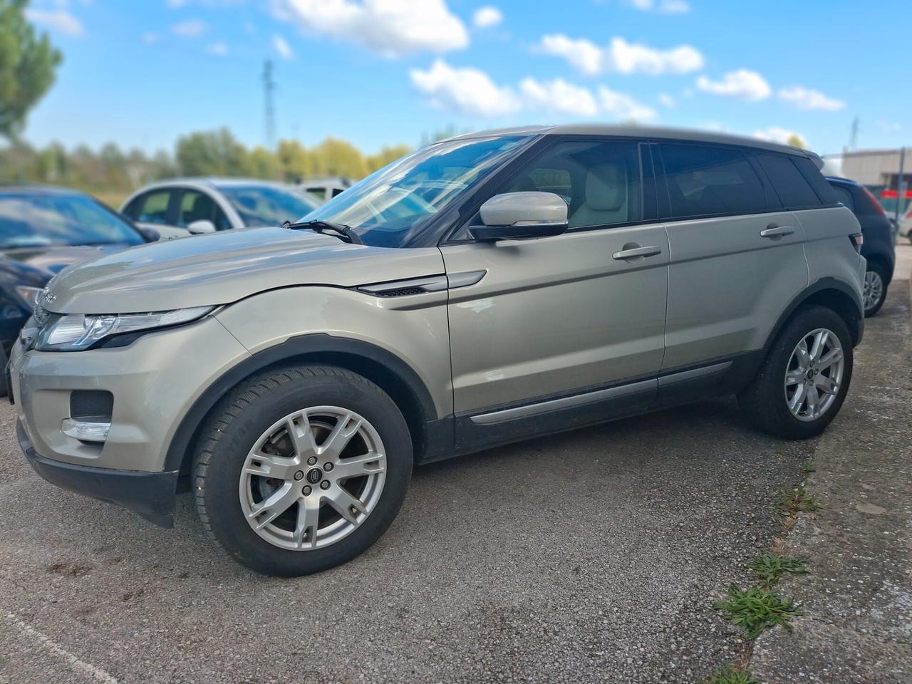 Land Rover Range Evoque 2.2 TD4 5p. Dynamic
