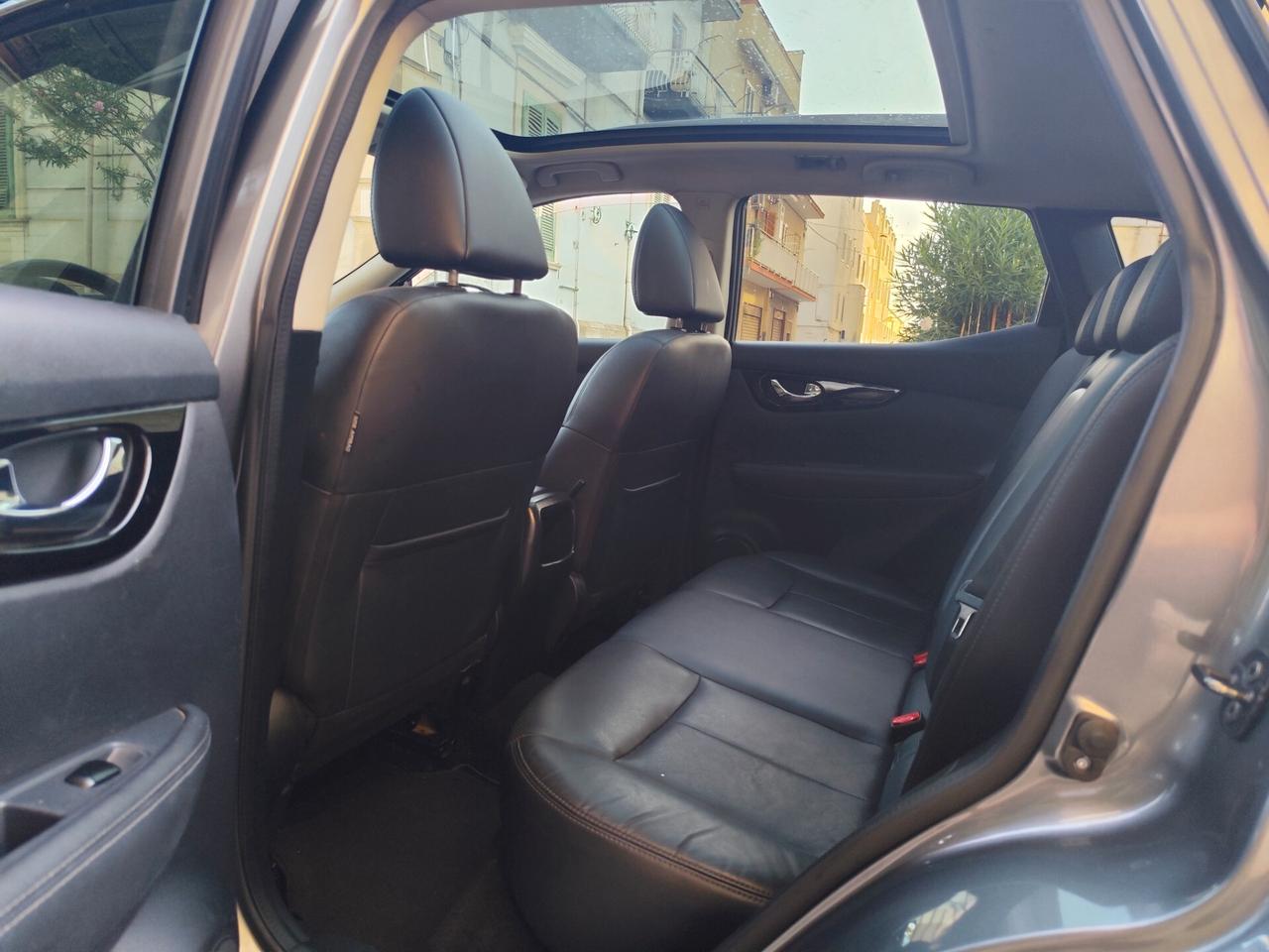 Nissan Qashqai 1.5 dCi 110CV Tekna TETTO NAVI