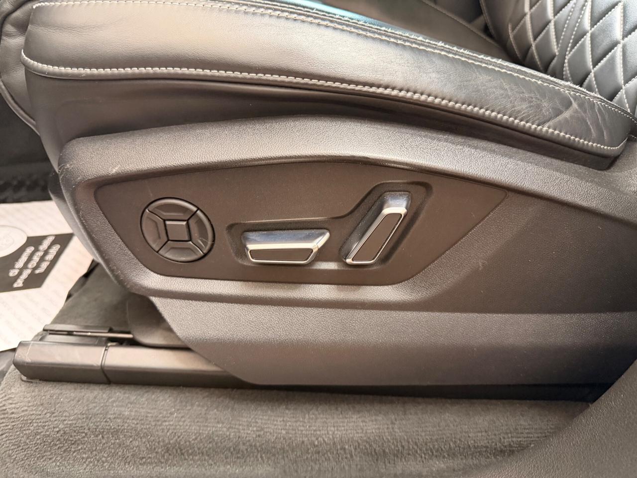 Audi Q8 3.0TDI 286cv S-Line Quattro E6