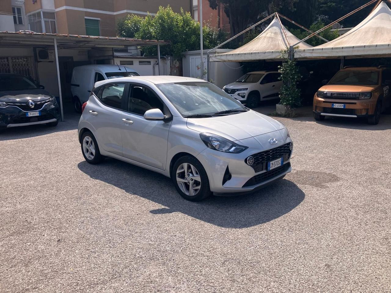 HYUNDAI i10 1.0 MPI Tech