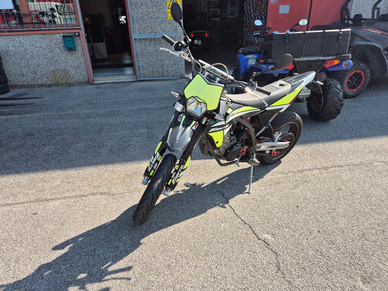 Fantic Motor XMF 125 MOTARD - 2022 - GARANZIA 12 MESI - RATE FINANZIABILE