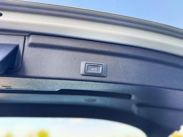 AUDI Q3 SPB 35 TDI S tronic S LINE EDITION *UNIPROP*