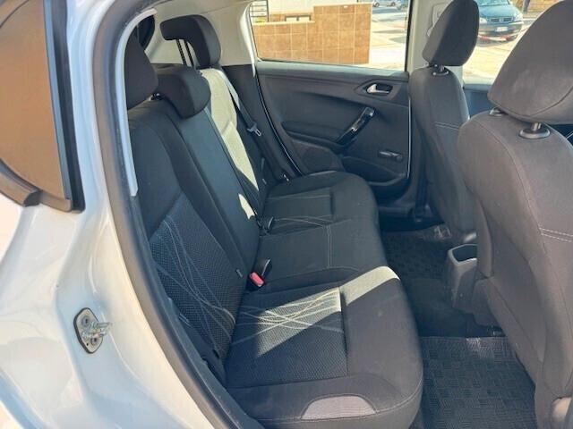 Peugeot 208 1.4 HDi 68 CV 5 porte Active