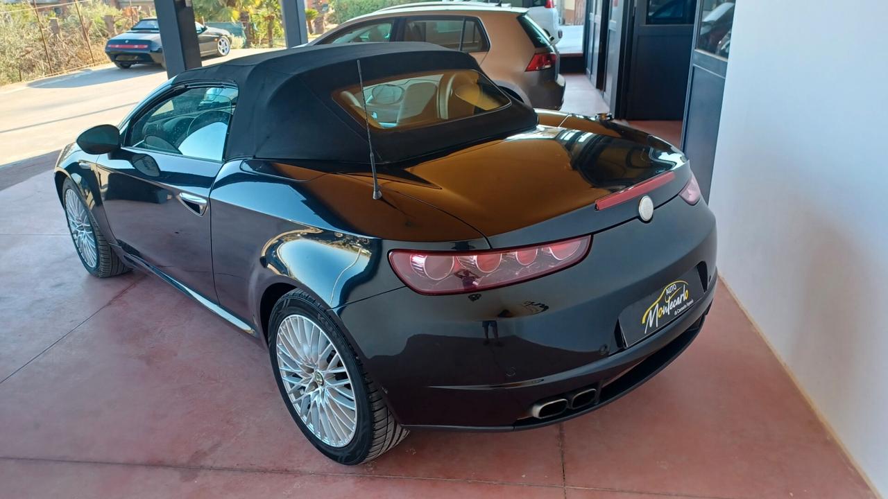 Alfa Romeo Spider 2.2 JTS Exclusive