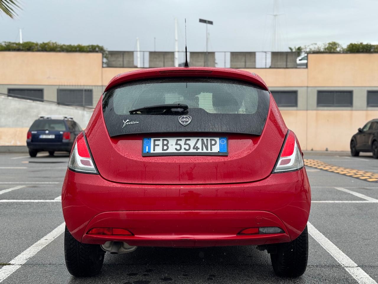 Lancia Ypsilon 1.3 MJT 95CV PLATINUM 12MESI DI GARANZIA 1 PRO