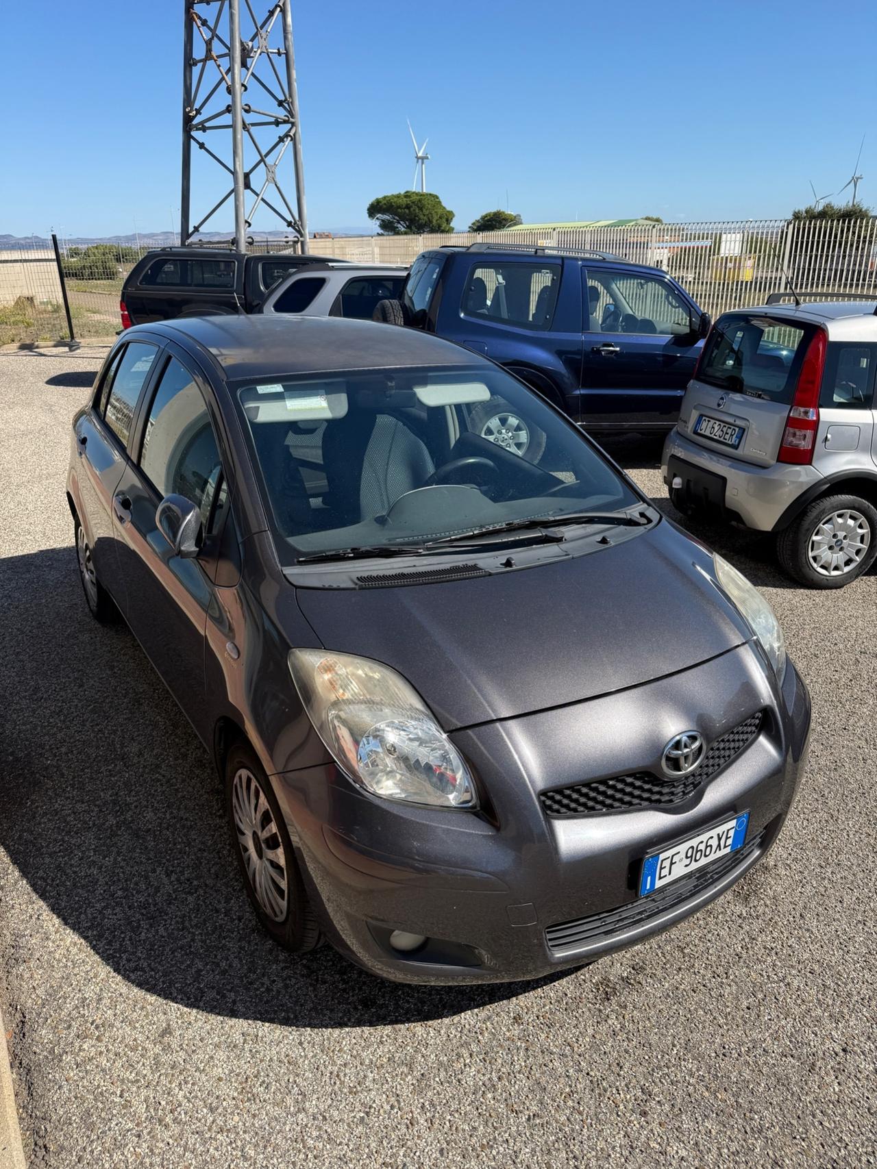 Toyota Yaris 1.3 5 porte Sol LEGGI BENE