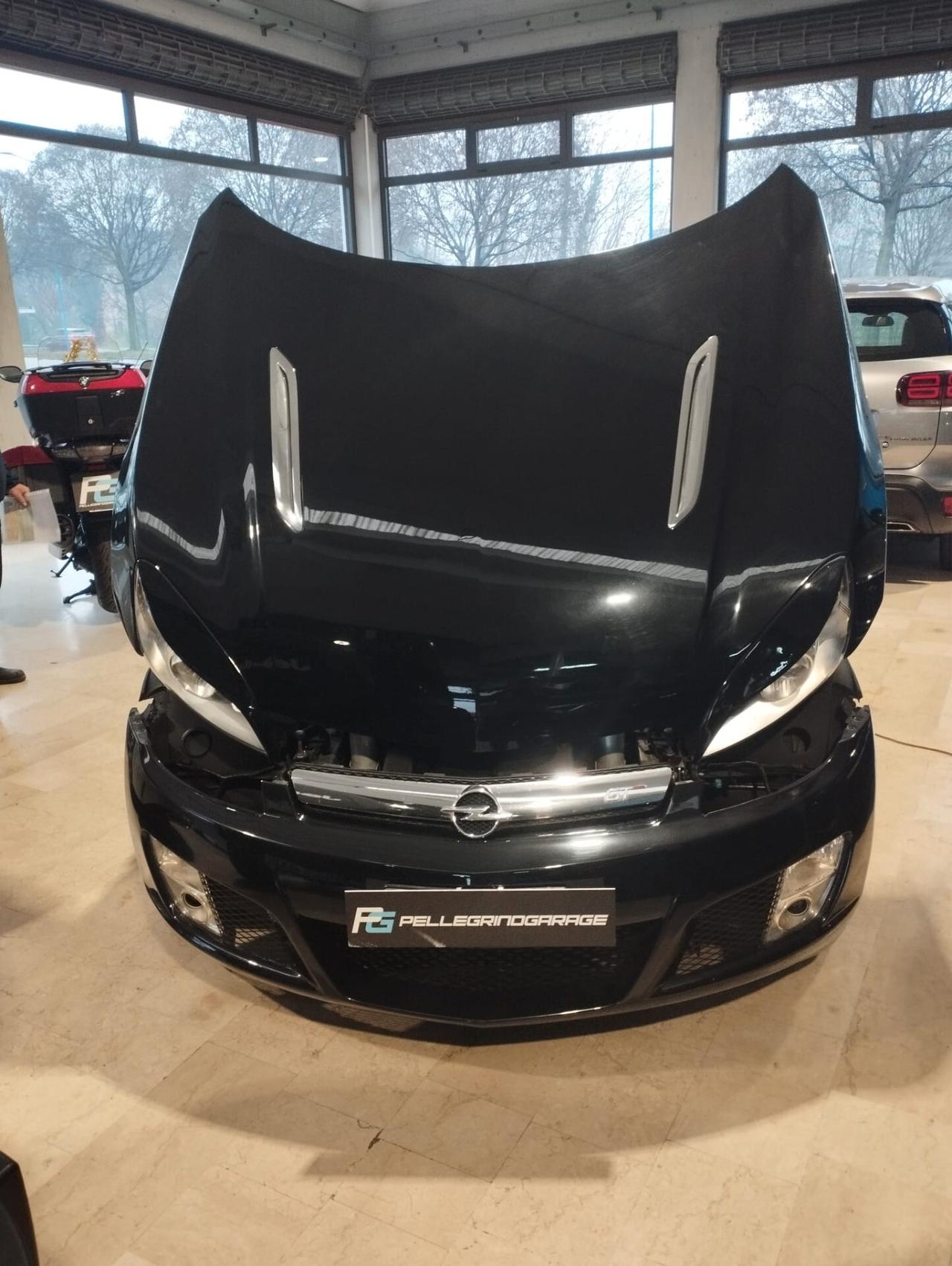 Opel GT 2.0 turbo 16v roadster c/pelle 260cv