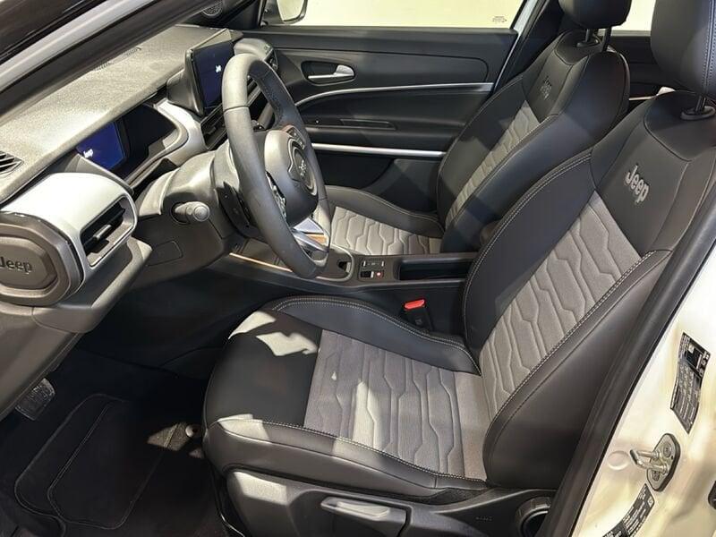 Jeep Avenger 4xe Hybrid 1.2 MHEV 4xe Upland