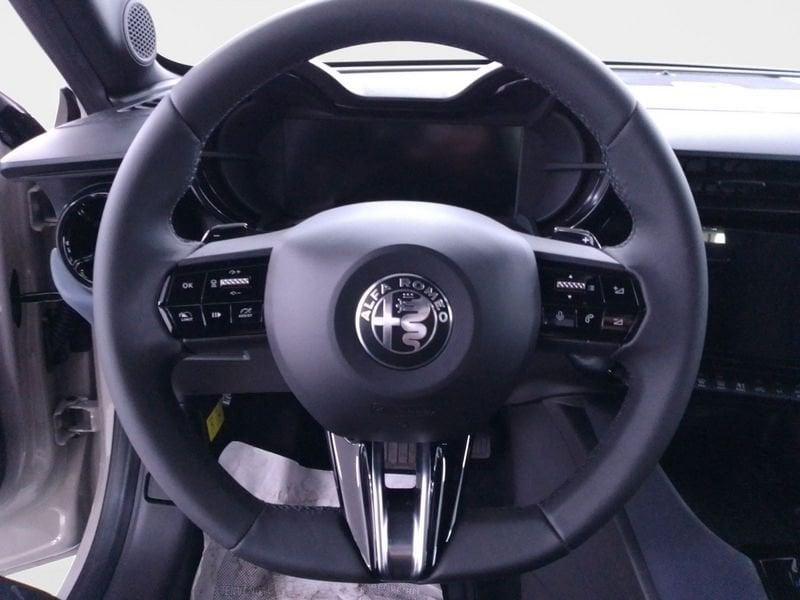 Alfa Romeo Junior 1.2 ibrida 145cv edct6