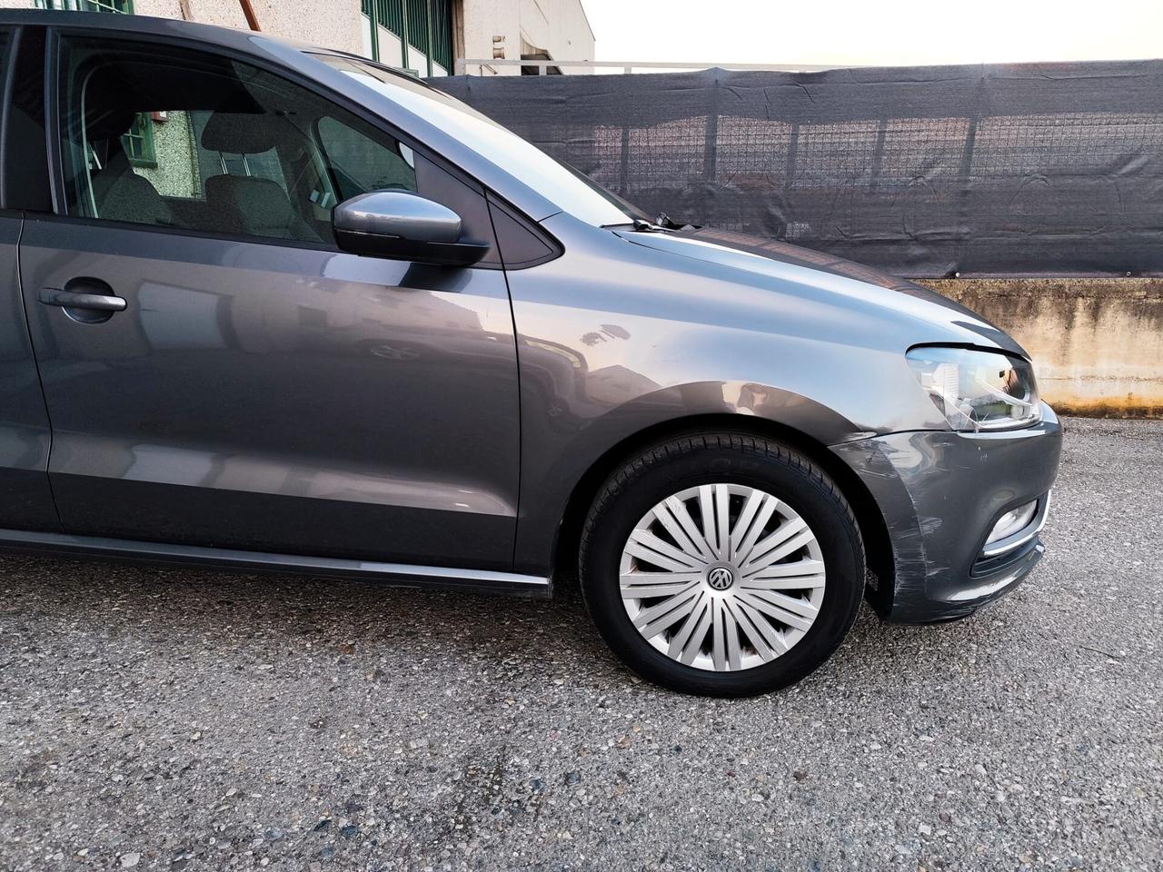 Volkswagen Polo 1.0 BENZINA NEOPATENTATI UNIPROPRIETARIO