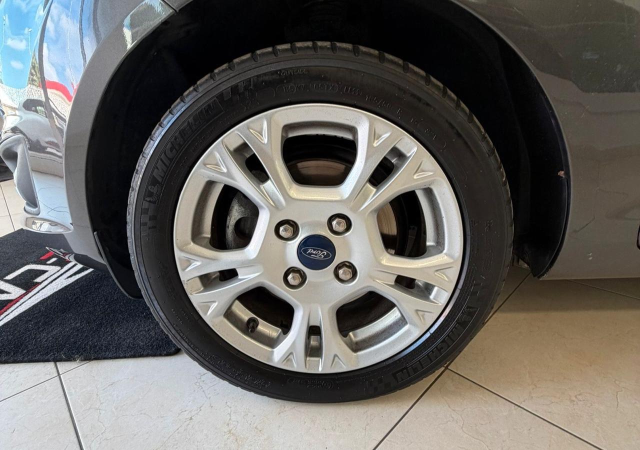 Ford Fiesta 1.5 TDCi 75CV 5 porte Titanium