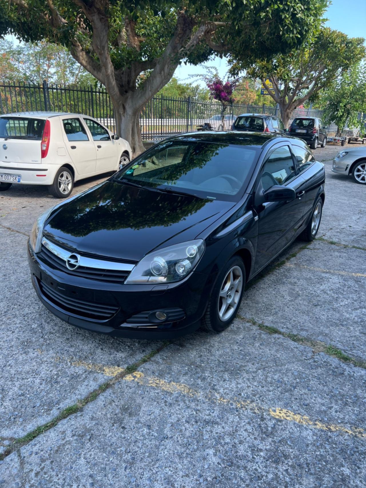 Opel Astra 2.0i Turbo 16V cat