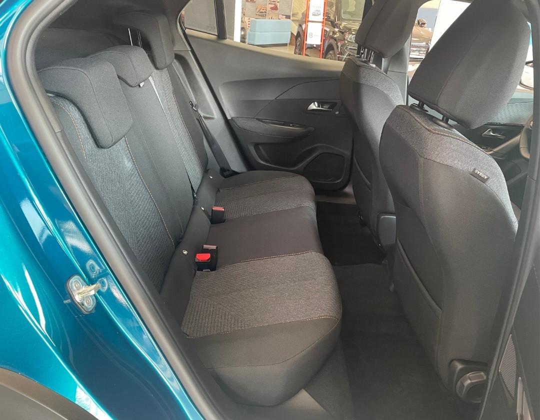 PEUGEOT 2008 H 12E MHEV P6