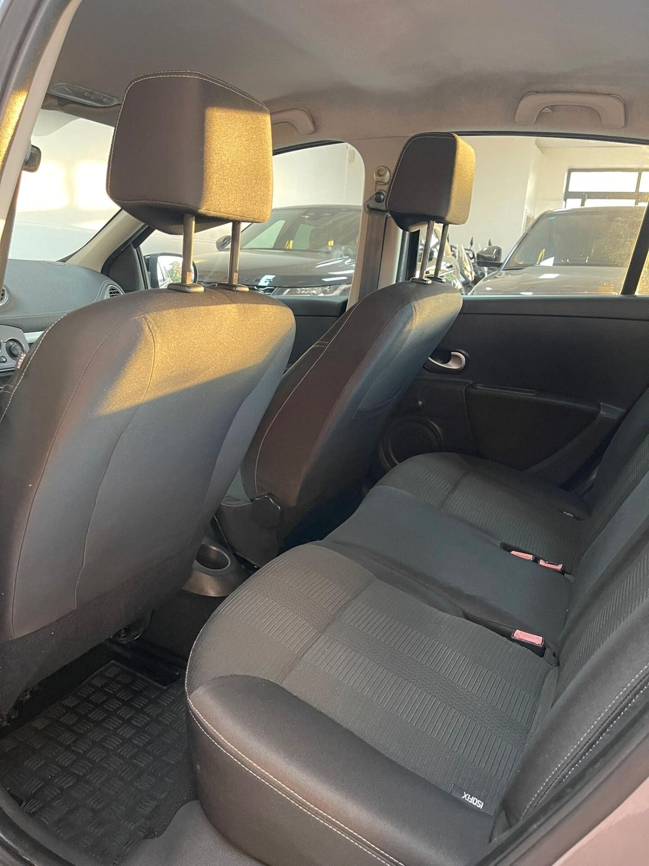 Renault Clio 1.2 16V 5 porte 20th Anniversario