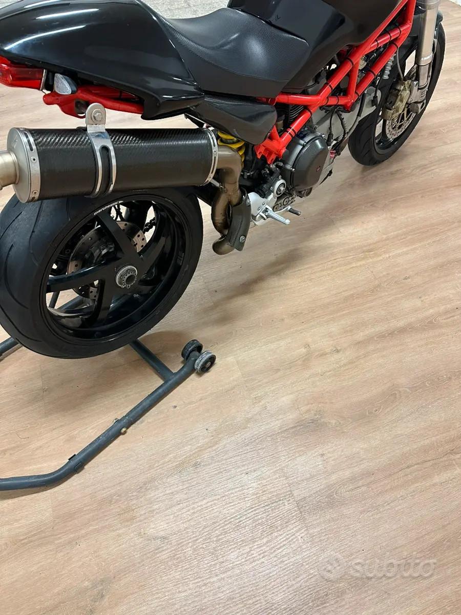 Ducati MONSTER 1000