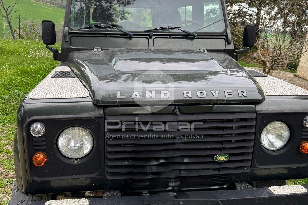 LAND ROVER Defender 90 2.4 TD4 Station Wagon S