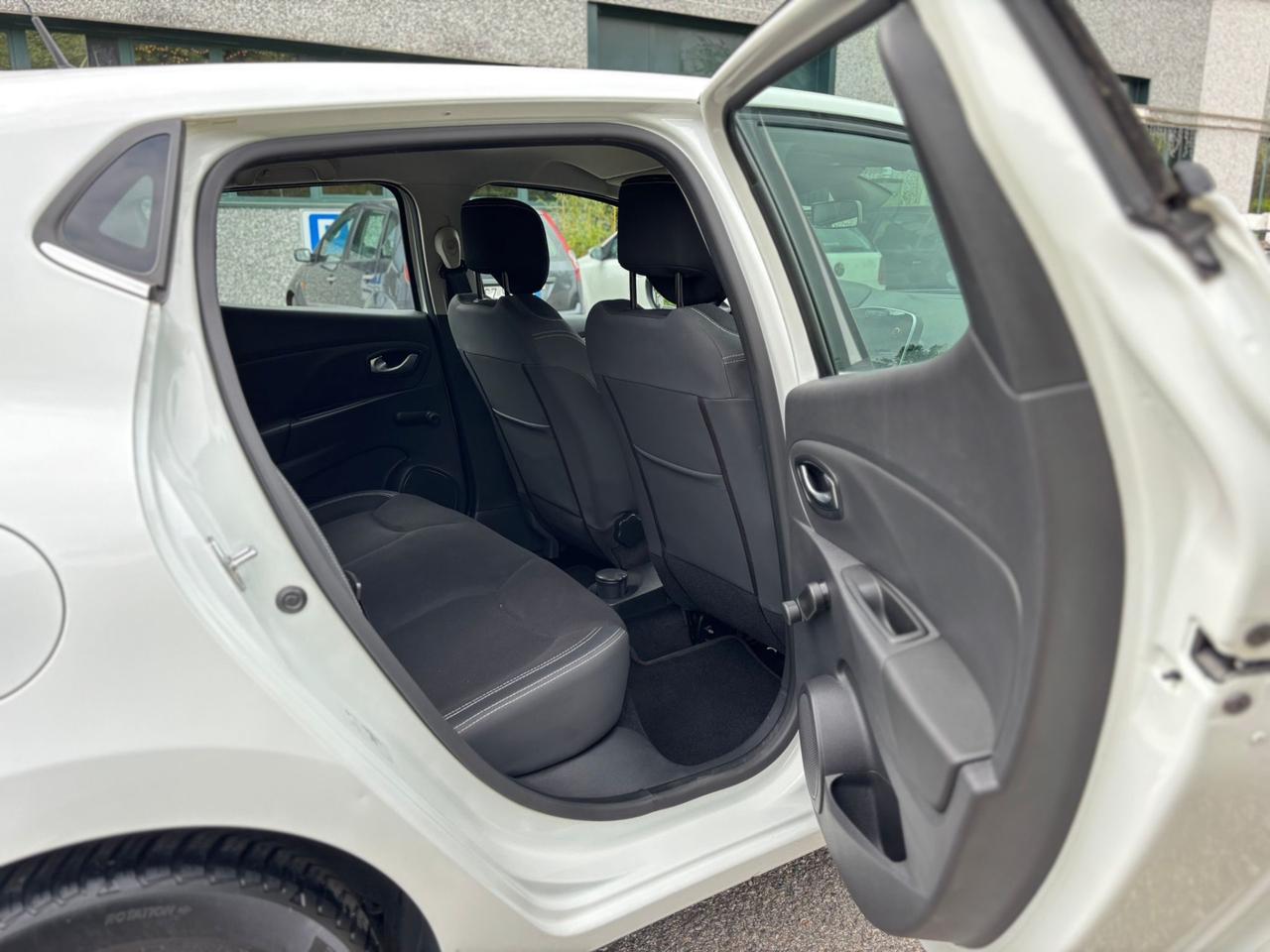 Renault Clio 1.2 75CV 5 porte Zen