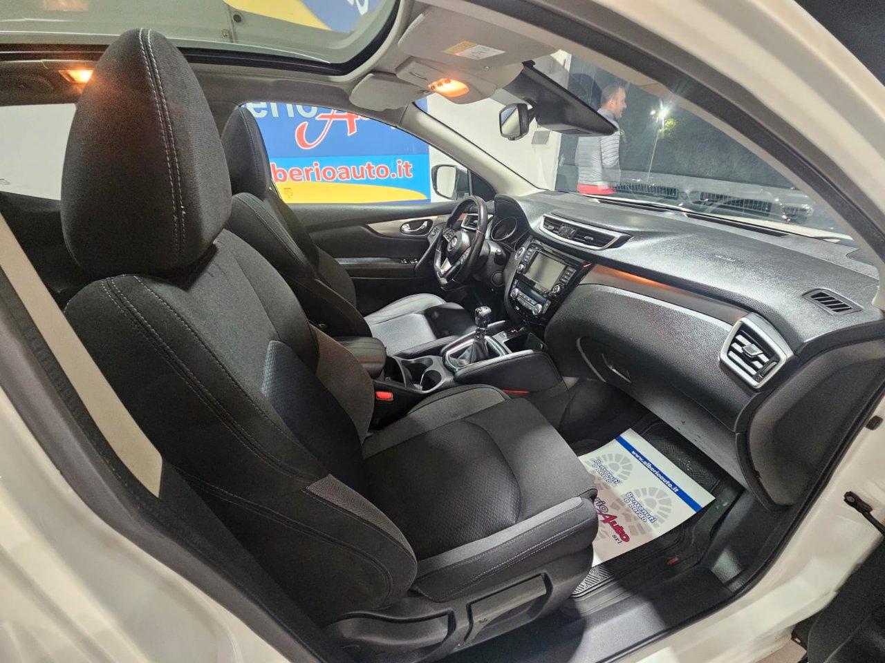Nissan Qashqai 1.5 dci N-Connecta 115cv