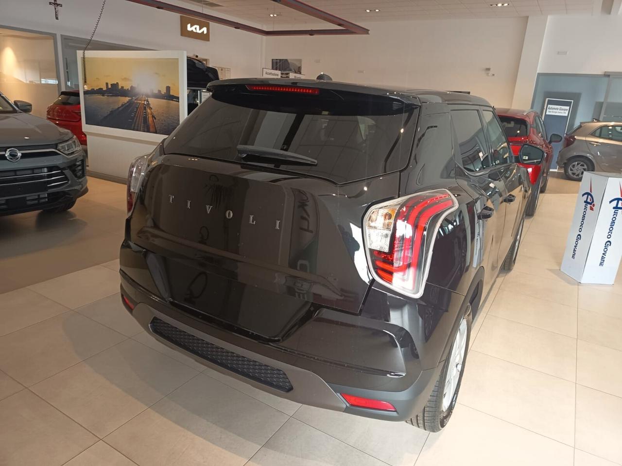 Kgm Tivoli SSANG YONG 1.5 BENZINA KM ZERO