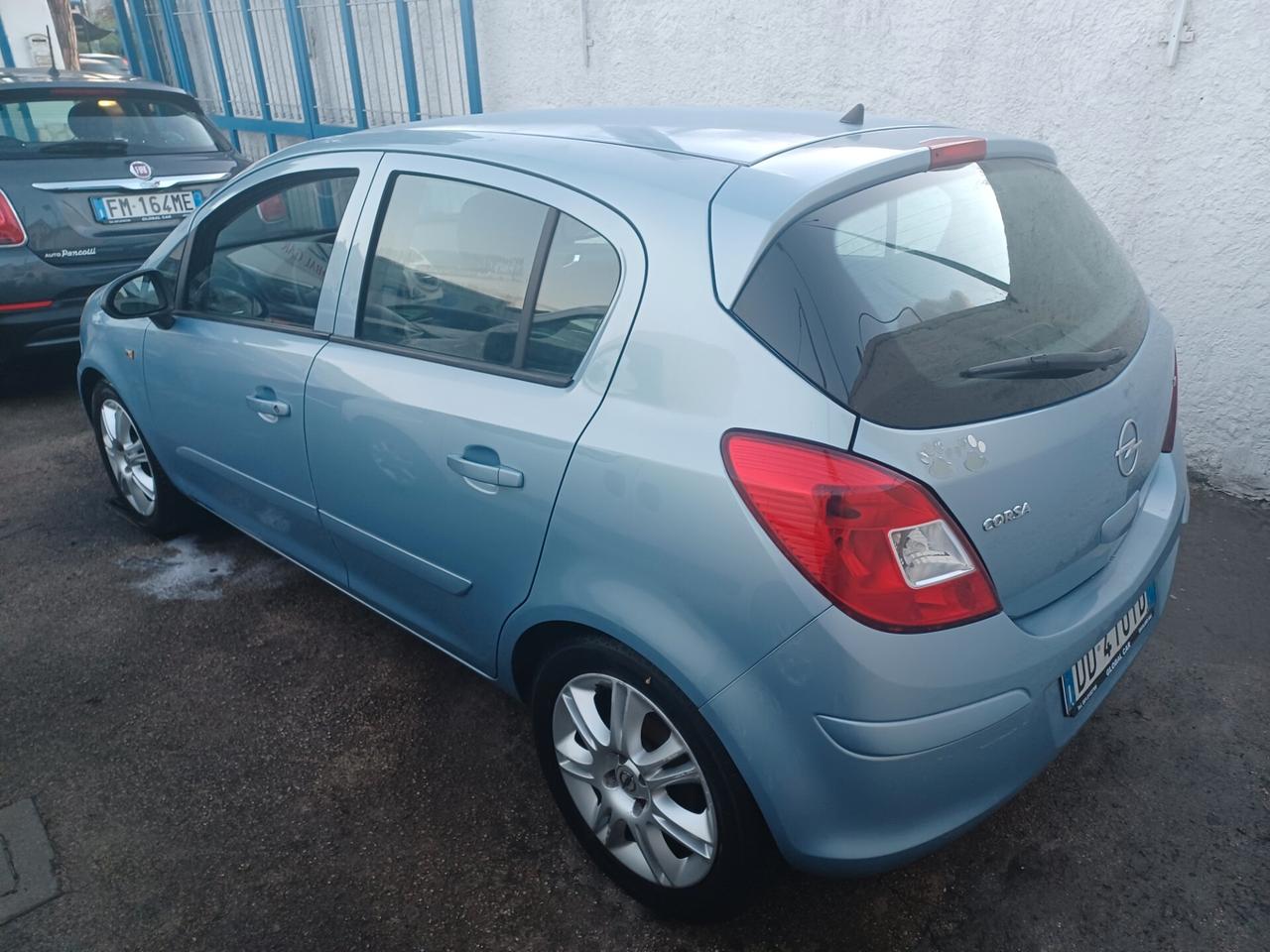 Opel Corsa 1.2 5 porte Cosmo PERFETTA