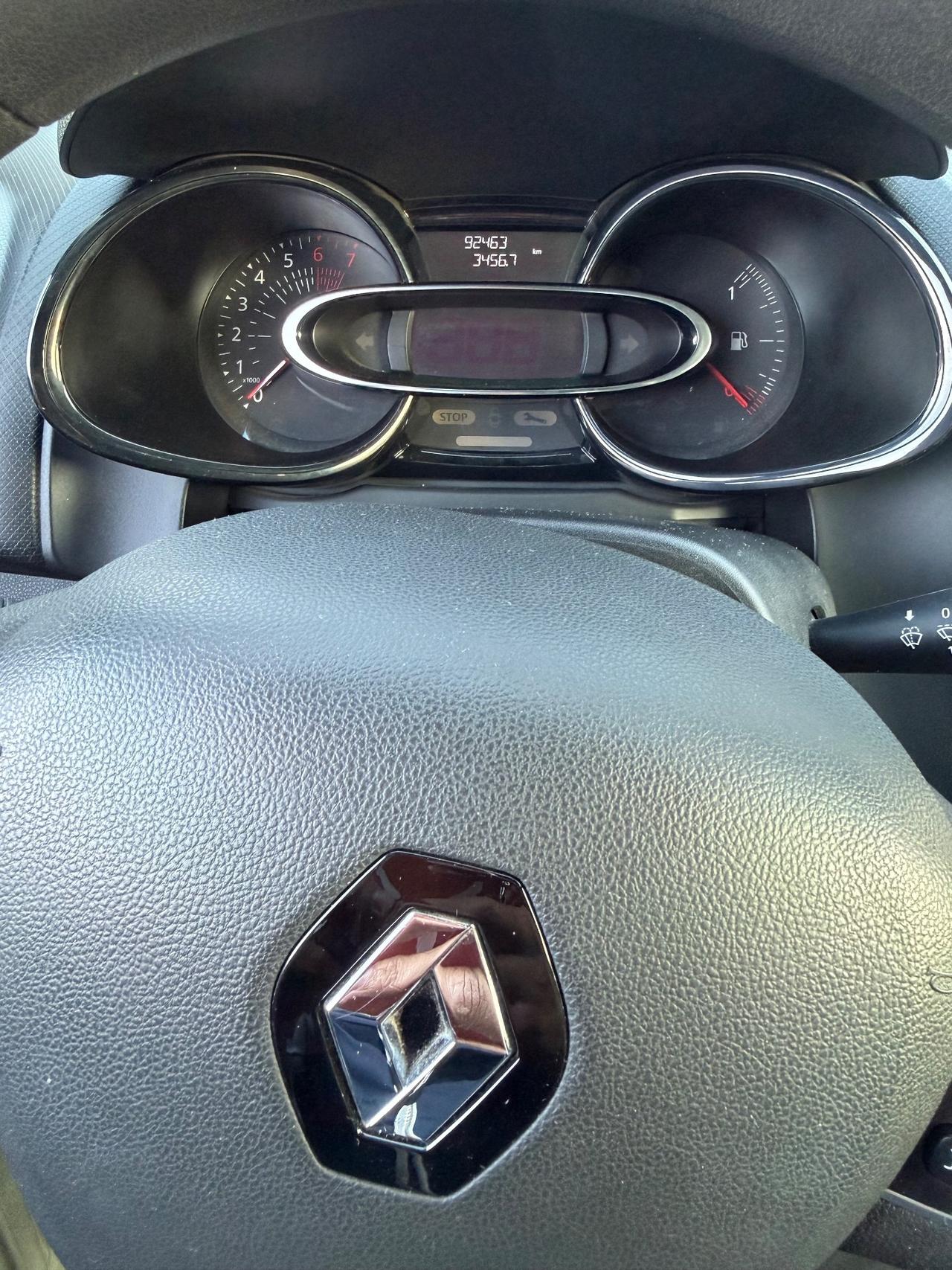 Renault Clio 1.2 75CV 5 porte / EURO 6 NEOPATENTATI