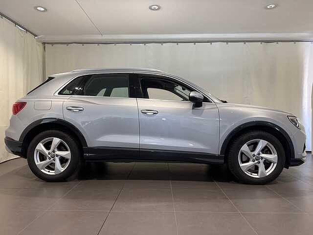 Audi Q3 40 TFSI quattro S tronic Business Advanced