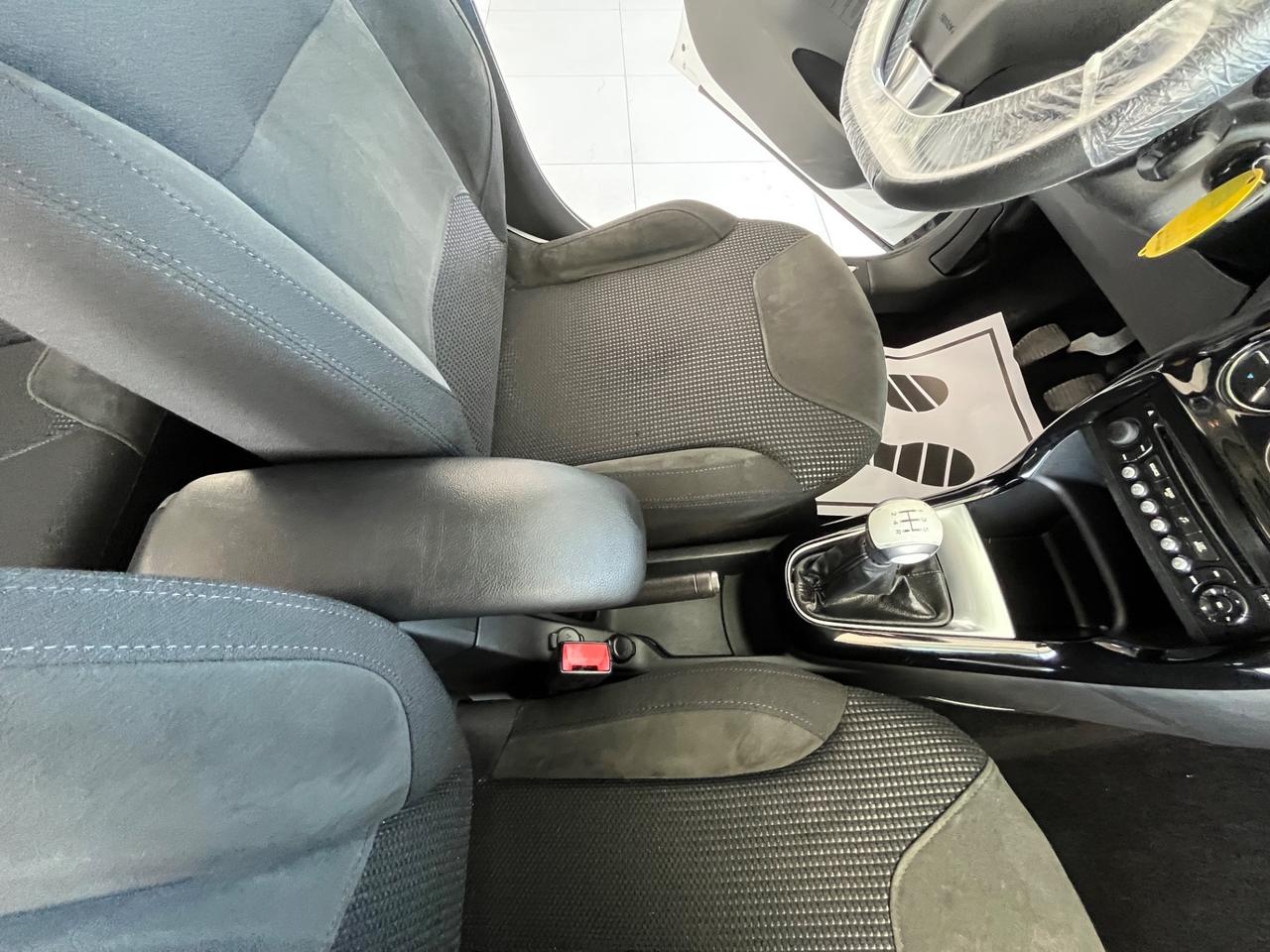 Citroen C3 1.4 HDi 70 Exclusive Full