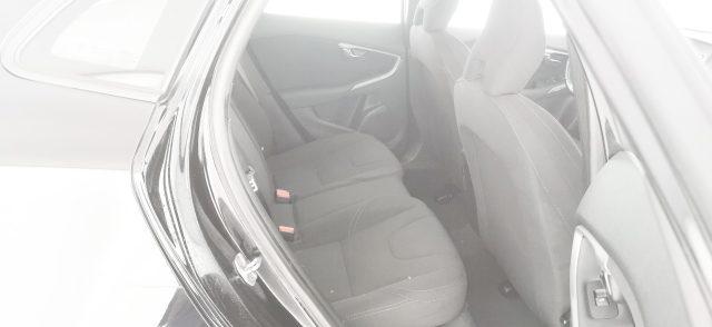 VOLVO V40 Cross Country D2 1.6 Kinetic