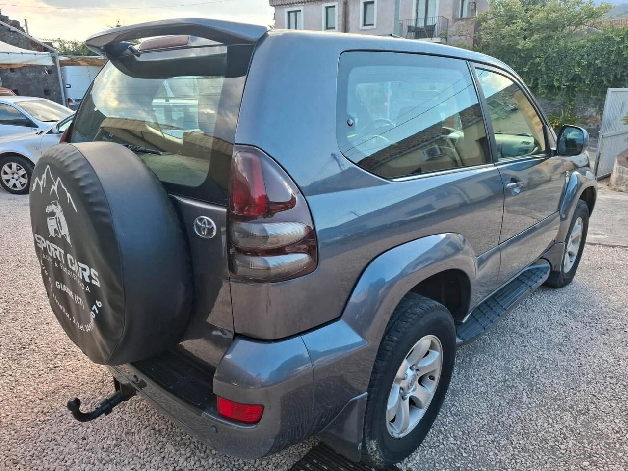 Toyota Land Cruiser 3.0 D-4D 16V cat 3 porte aut. Executive AUTOCARRO 5 POSTI
