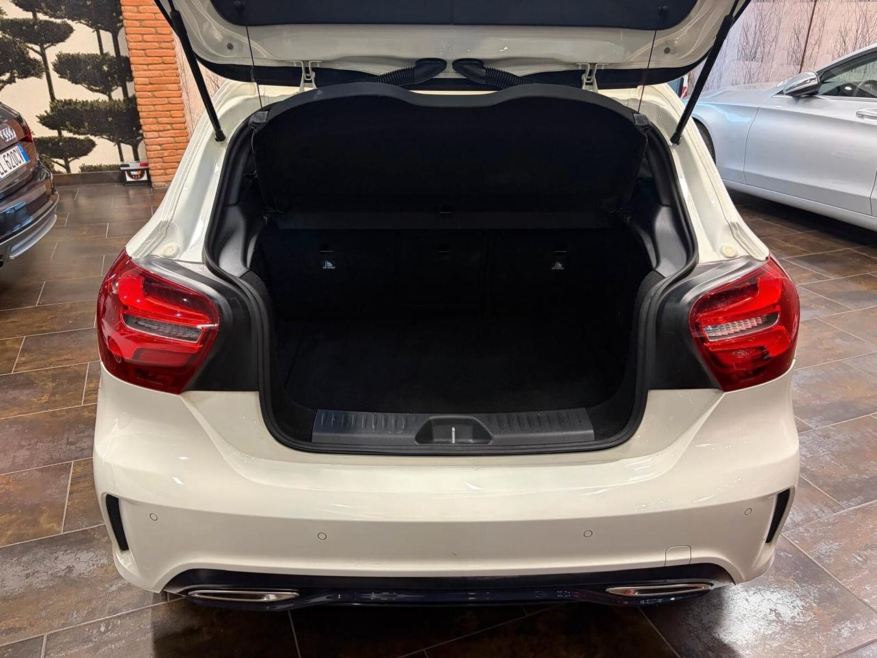 Mercedes-benz A 200 d Automatic 4Matic Premium