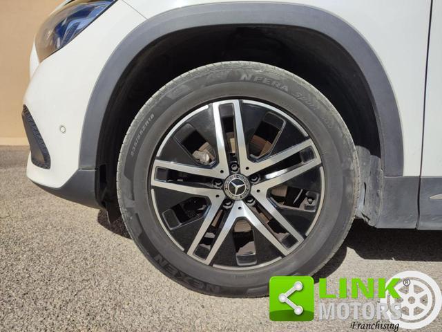 MERCEDES-BENZ GLA 200 d Automatic Sport