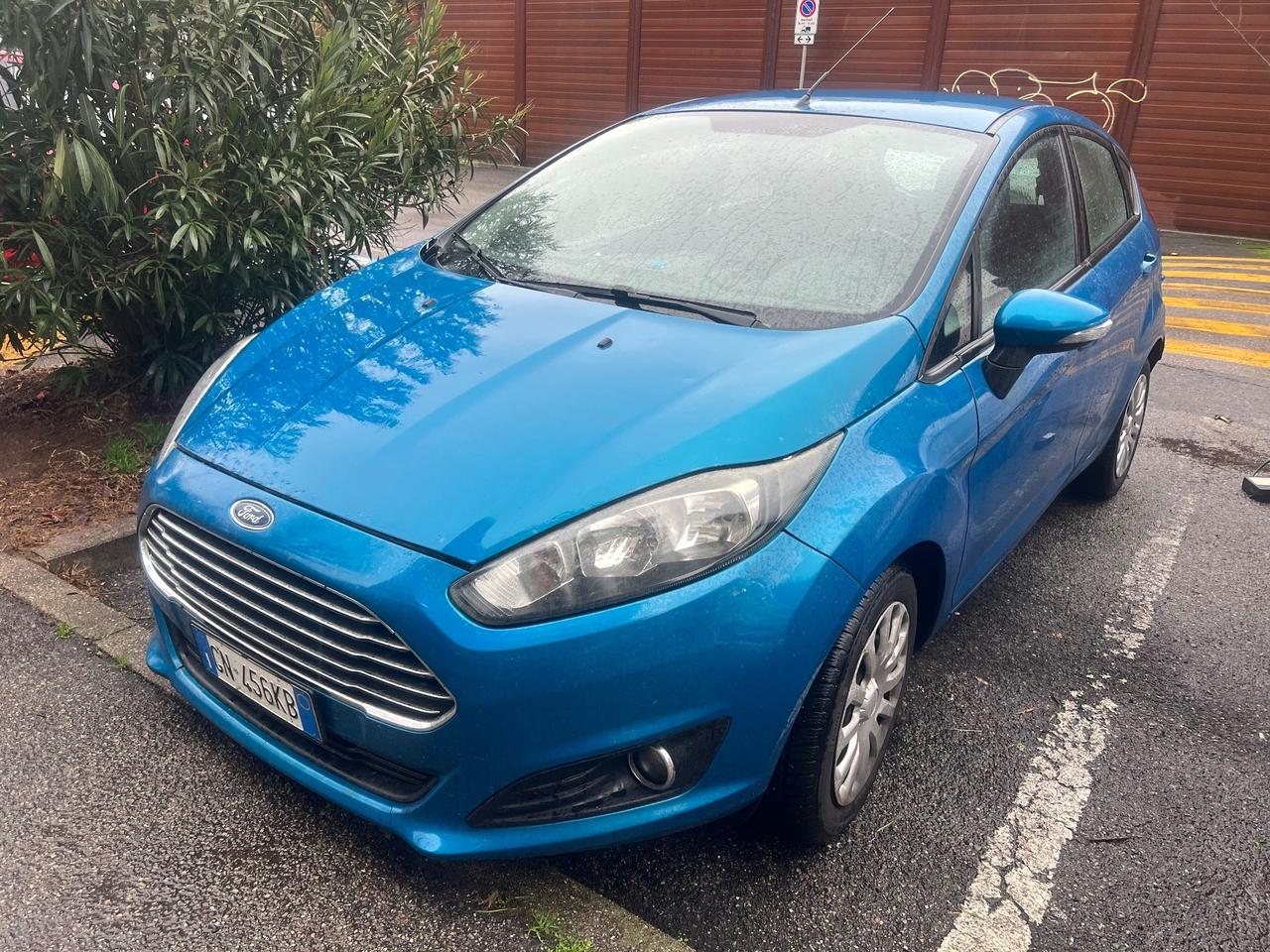 Ford Fiesta 1.5 TDCi 75CV 5 porte Titanium