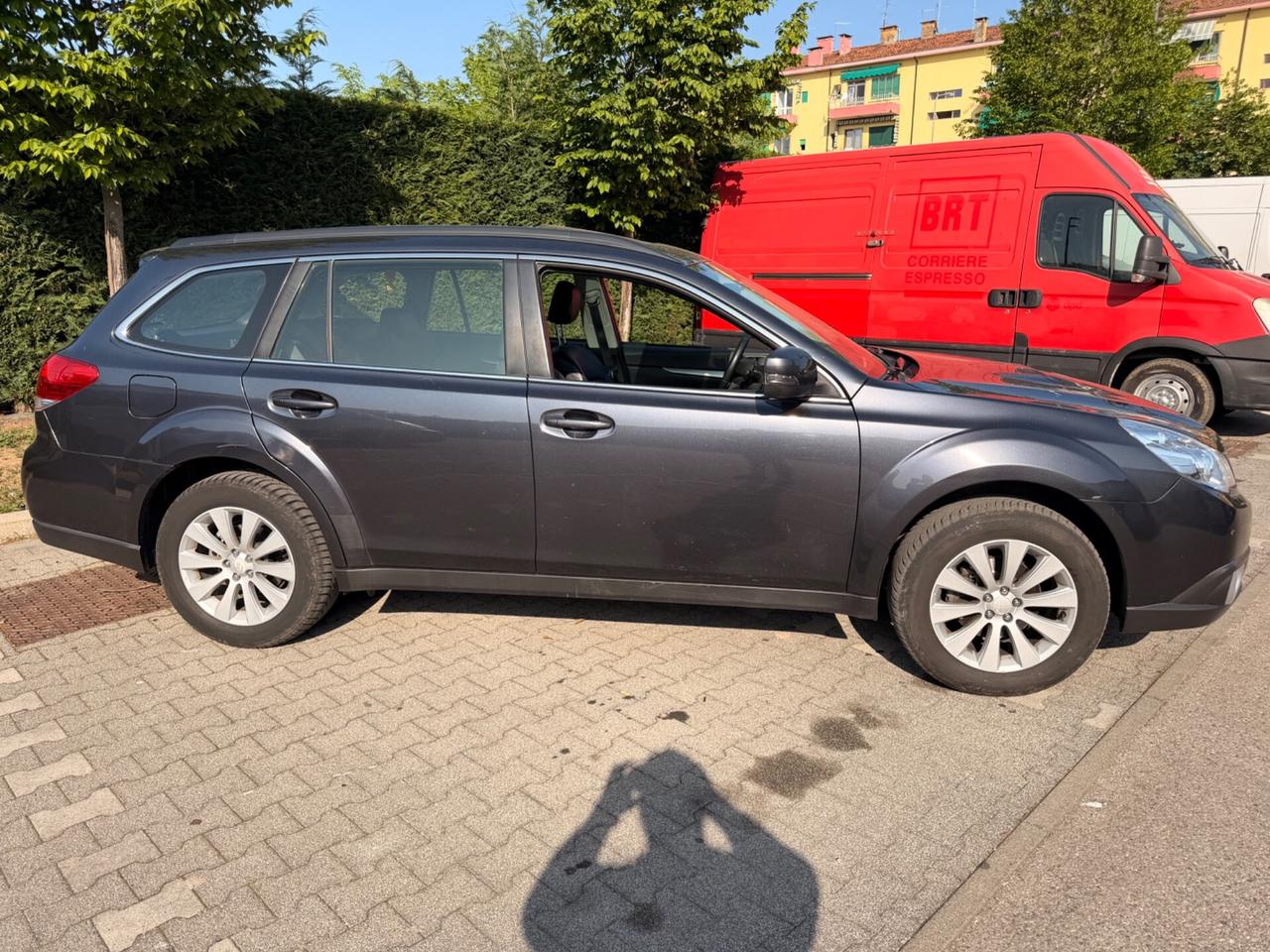 Subaru OUTBACK 2.0D 2012 buone condizioni