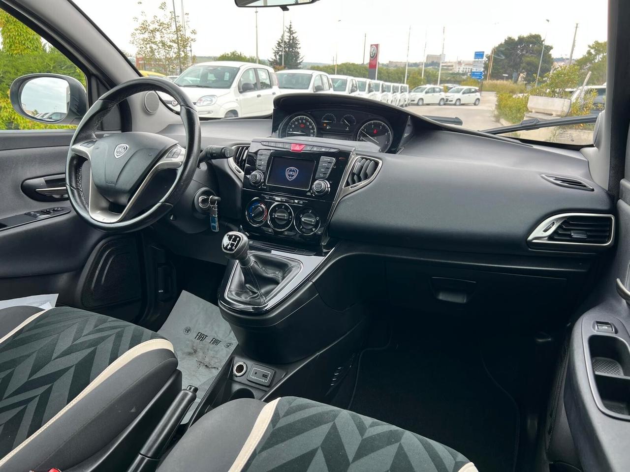 Lancia Ypsilon 1.3 MJT 16V 95 CV 5 porte S&S Opening Edition