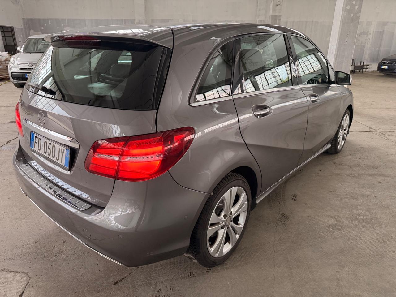 Mercedes-benz B 200 d Automatic Sport