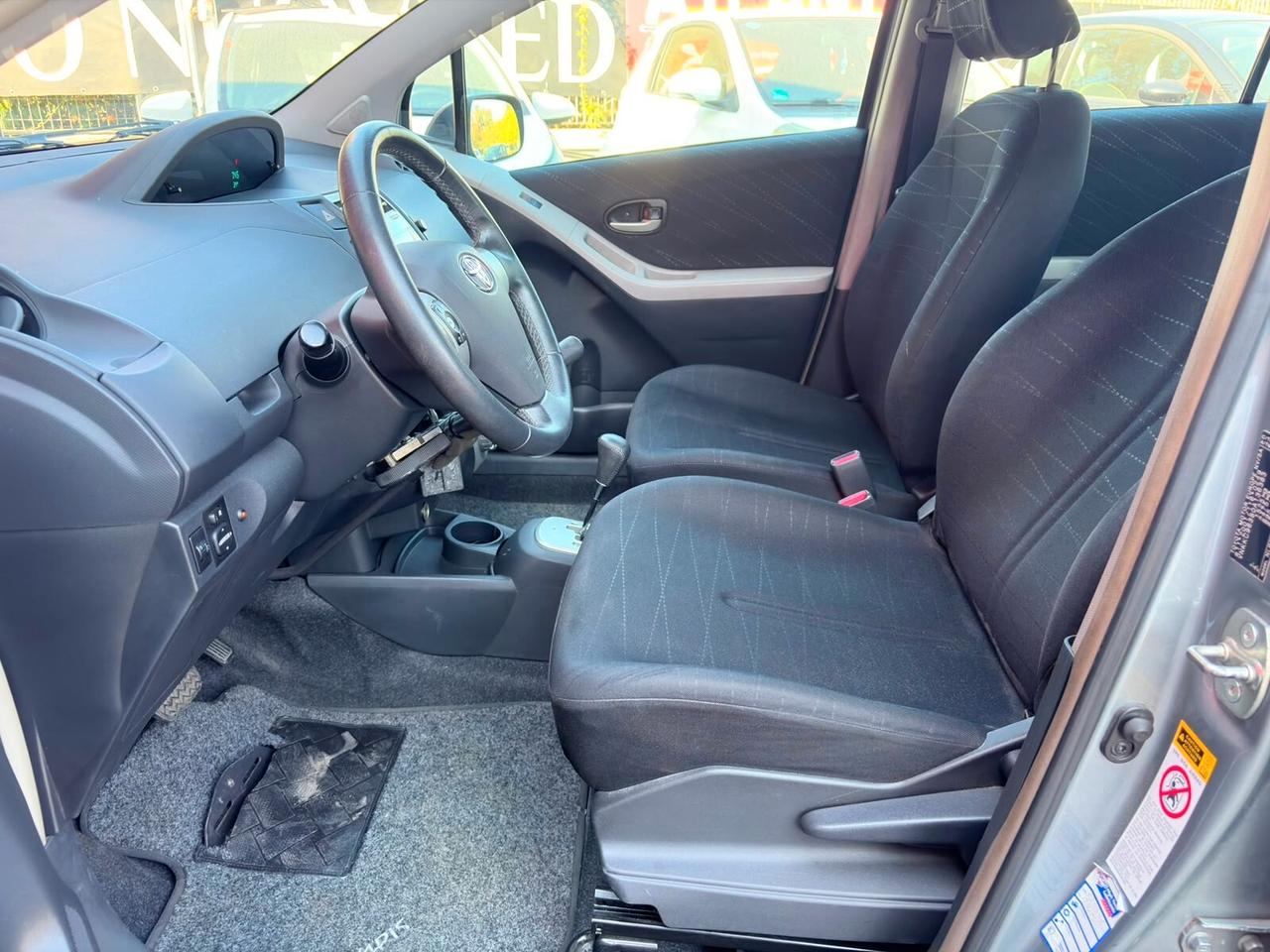 Toyota Yaris 1.4 D-4D 5 porte M-MT Navi