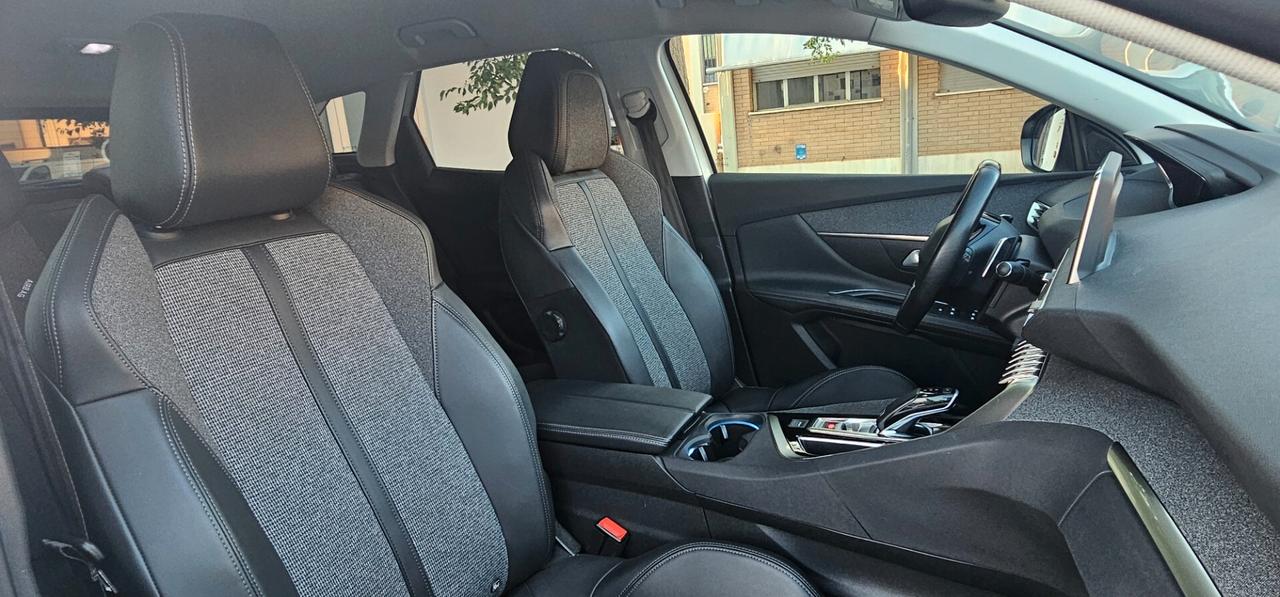 Peugeot 3008 BlueHDi 130 S&S EAT8 Crossway